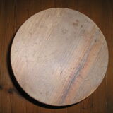 Varnished wooden sellette