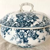 Old soup tureen Saint Amand 1920