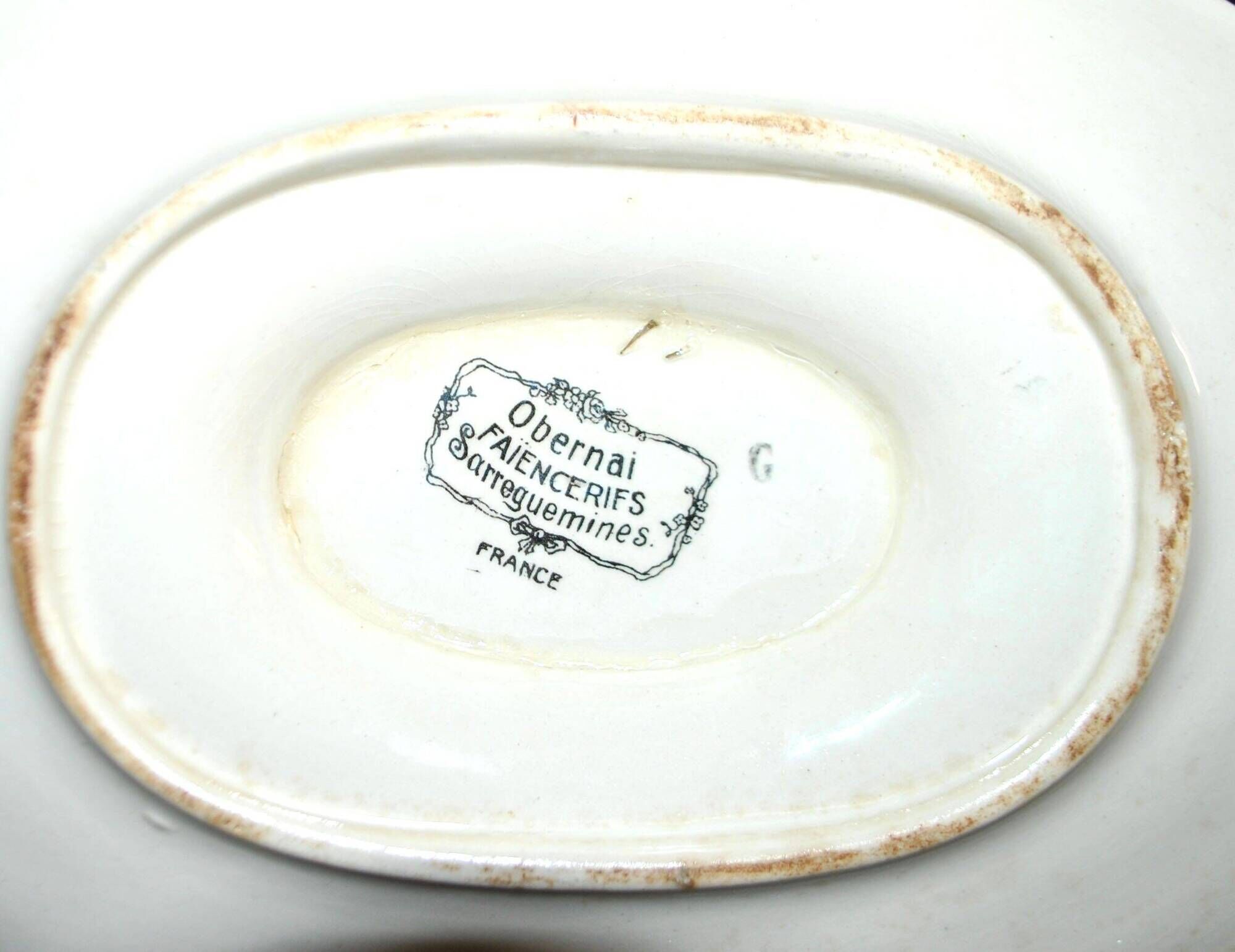 Sarreguemines sauce boat and dish in earthenware with "Obernai" decoration by Henri Loux