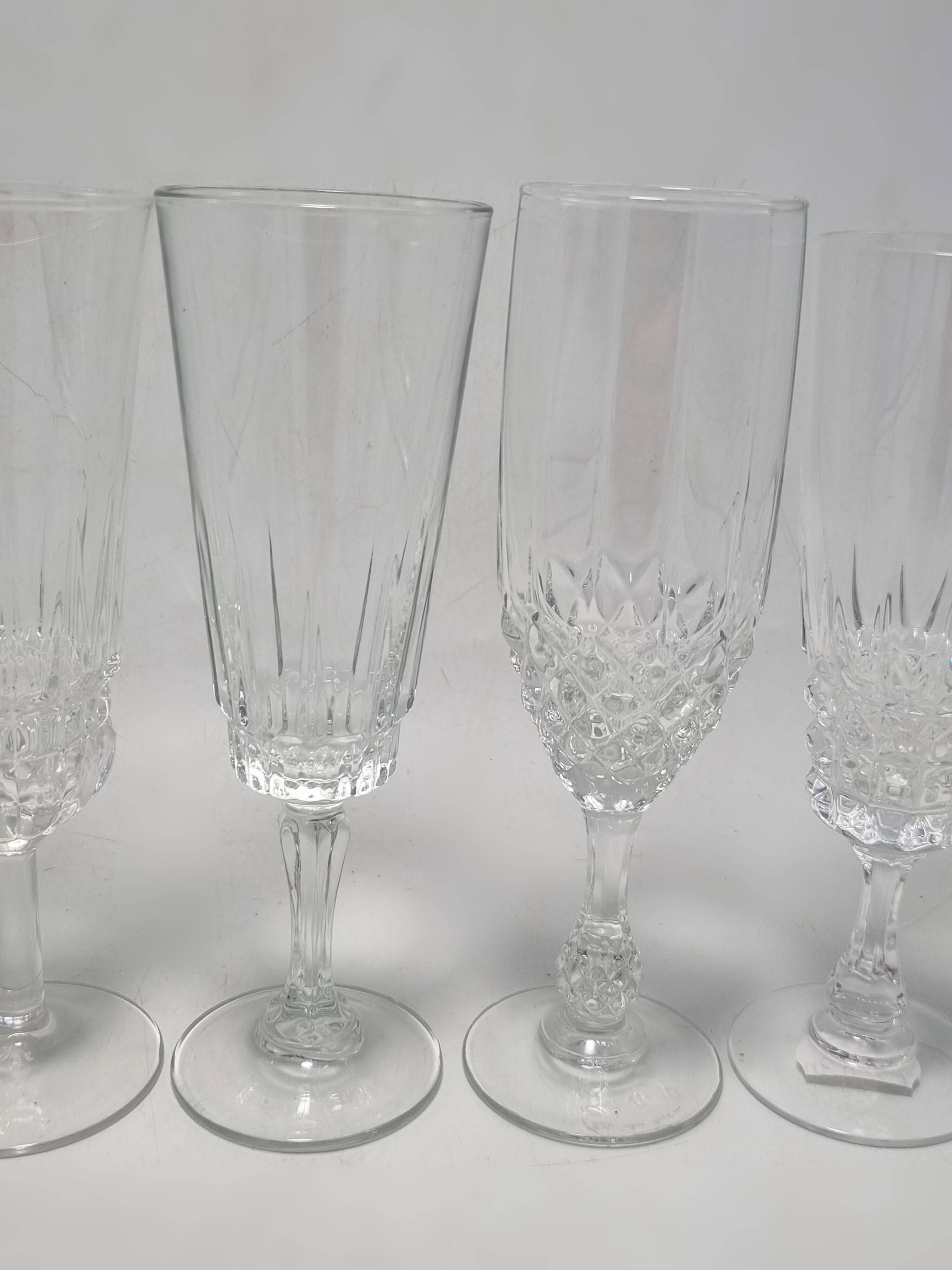 6 champagne flutes