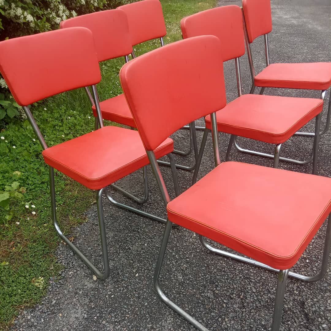 Lot of 6 chairs feet metal sleds