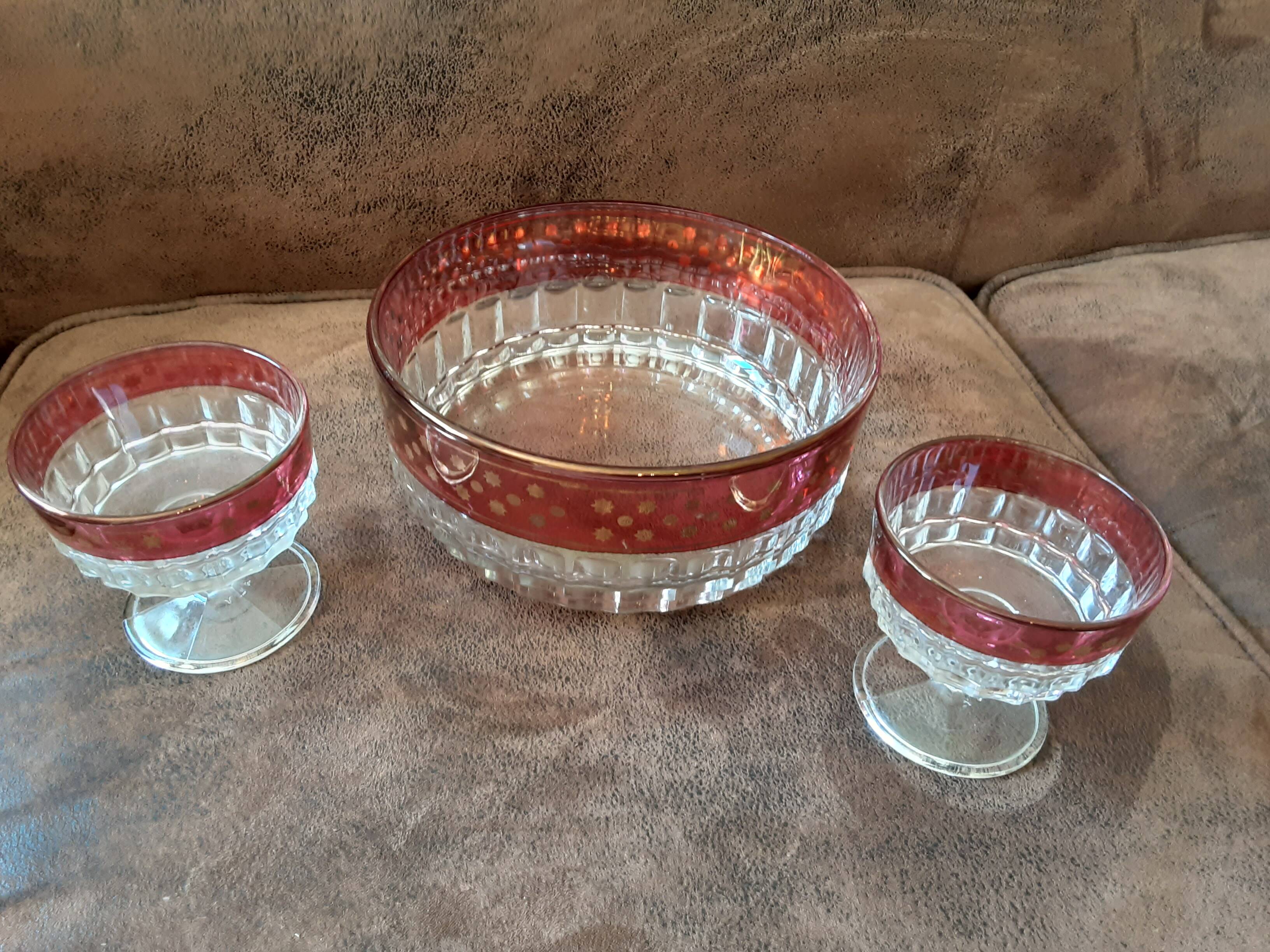 Salad bowl set and its 2 crystal cups