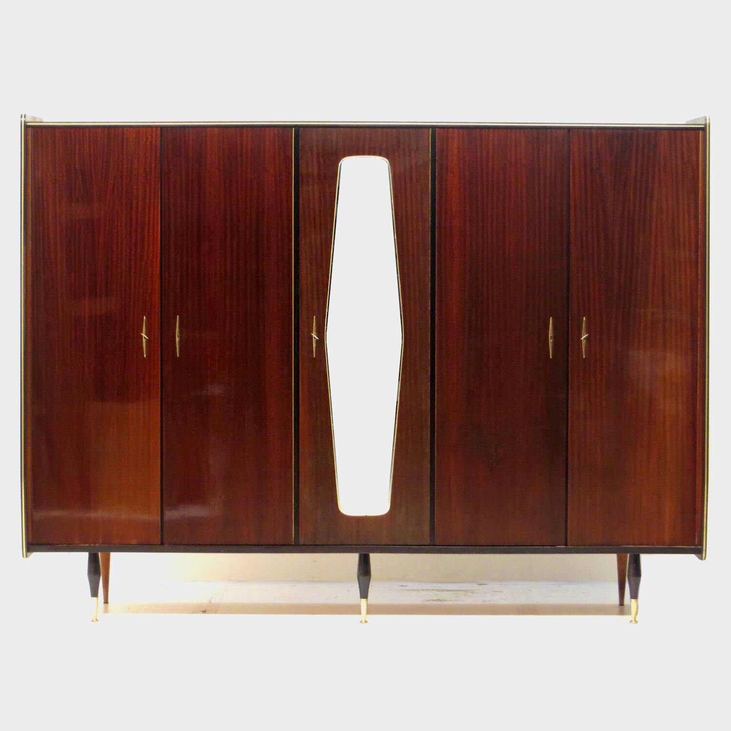 Grand armoire vintage en teck à 5 portes avec miroir, années 1960.