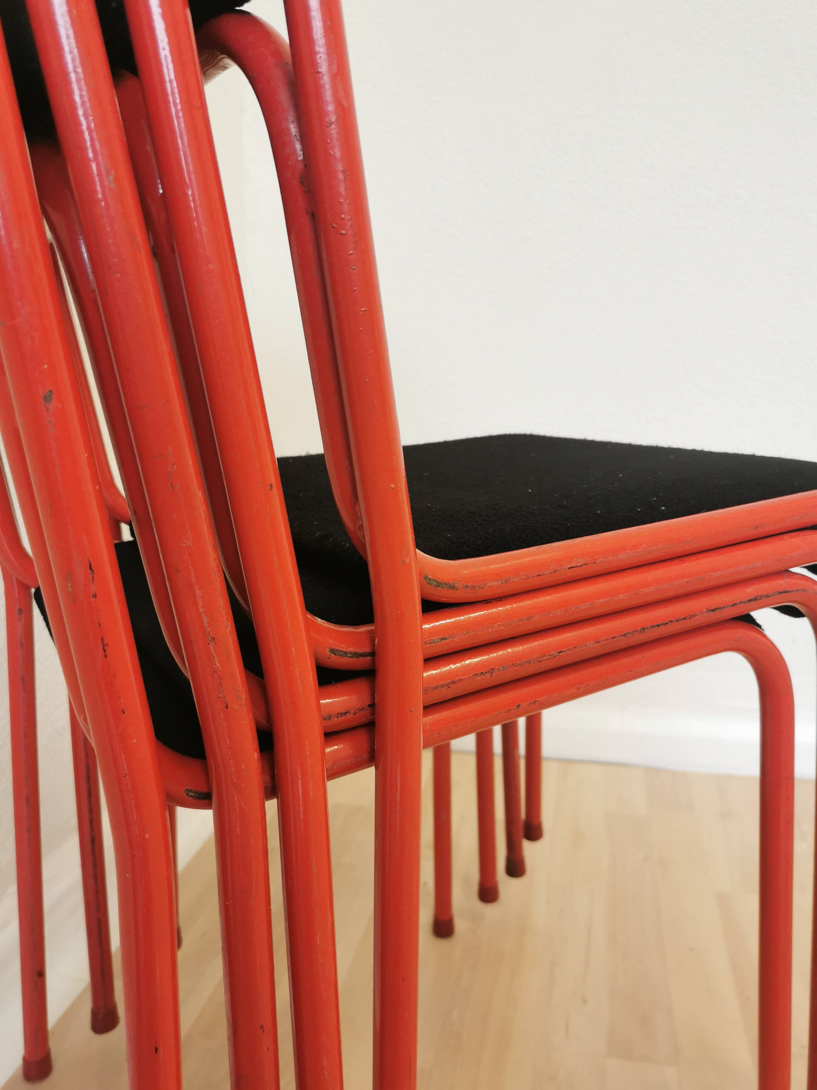 Set of 4 1970s Red & Black Metal Chair: Space Age Stackable Dining Chair