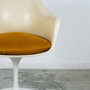 Tulip armchair by Eero Saarinen for Knoll International