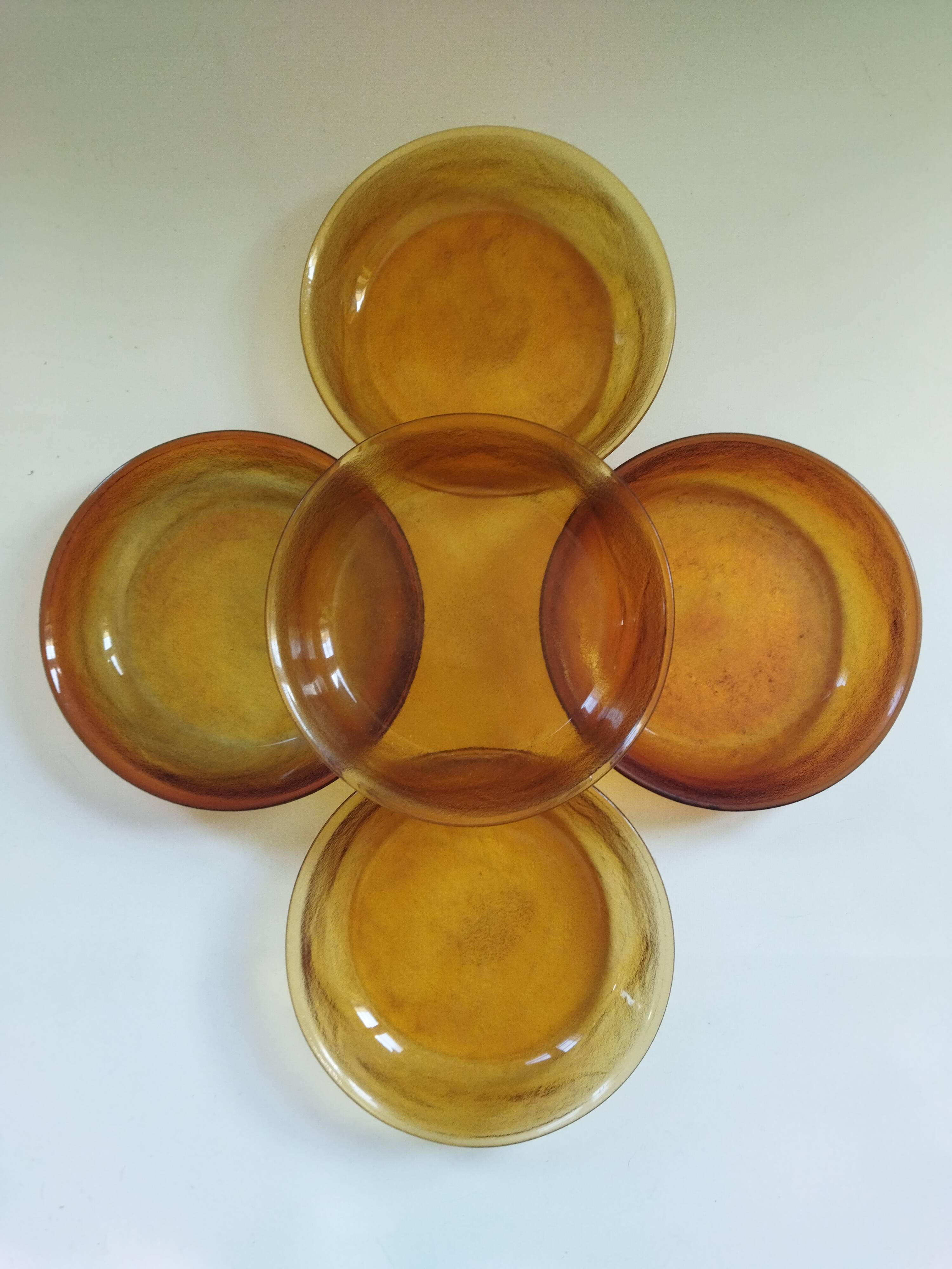Arcoroc Sierra amber skullcap plates