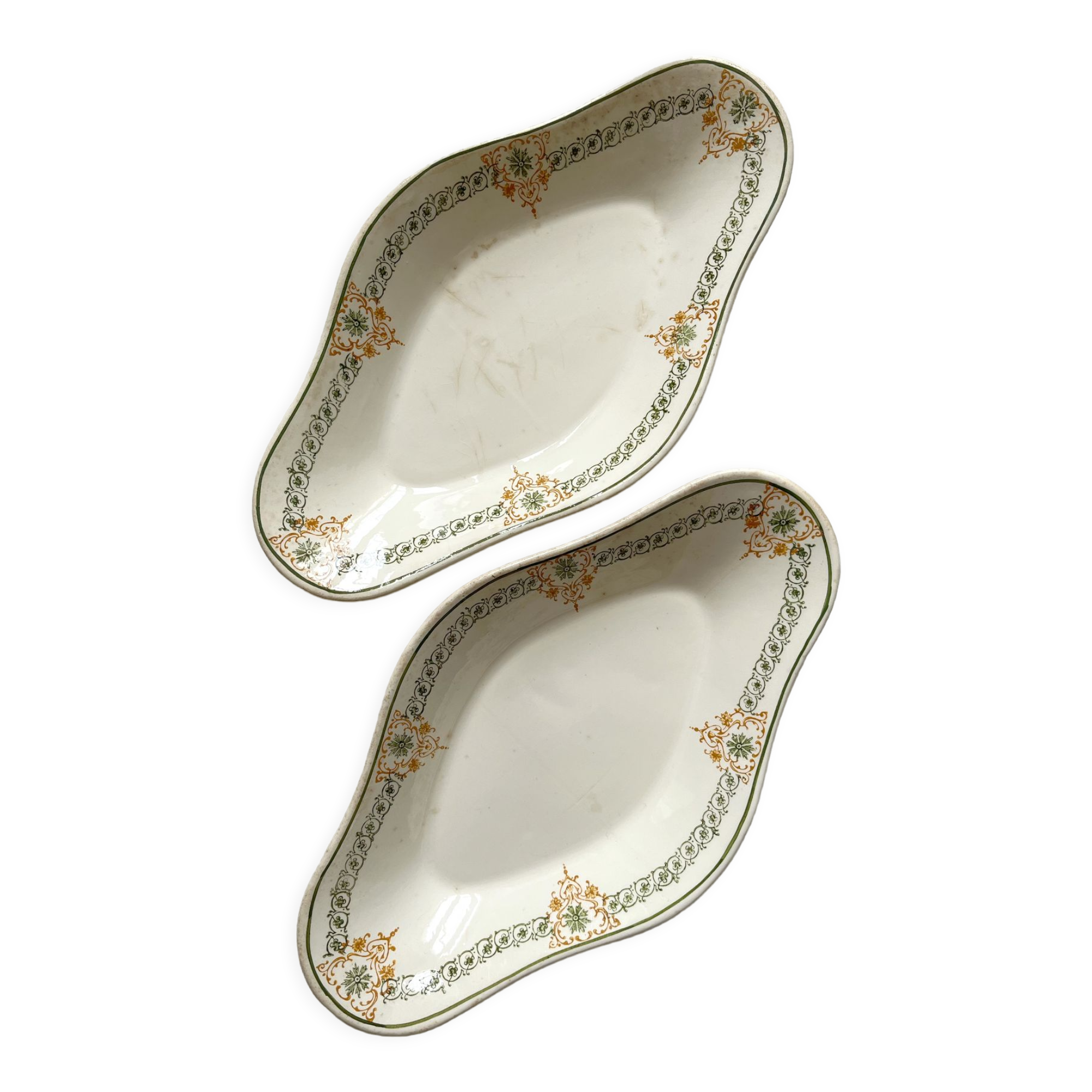 2 Longpré de Longwy iron clay dishes