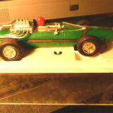 Voiture de course bolide circuit 24