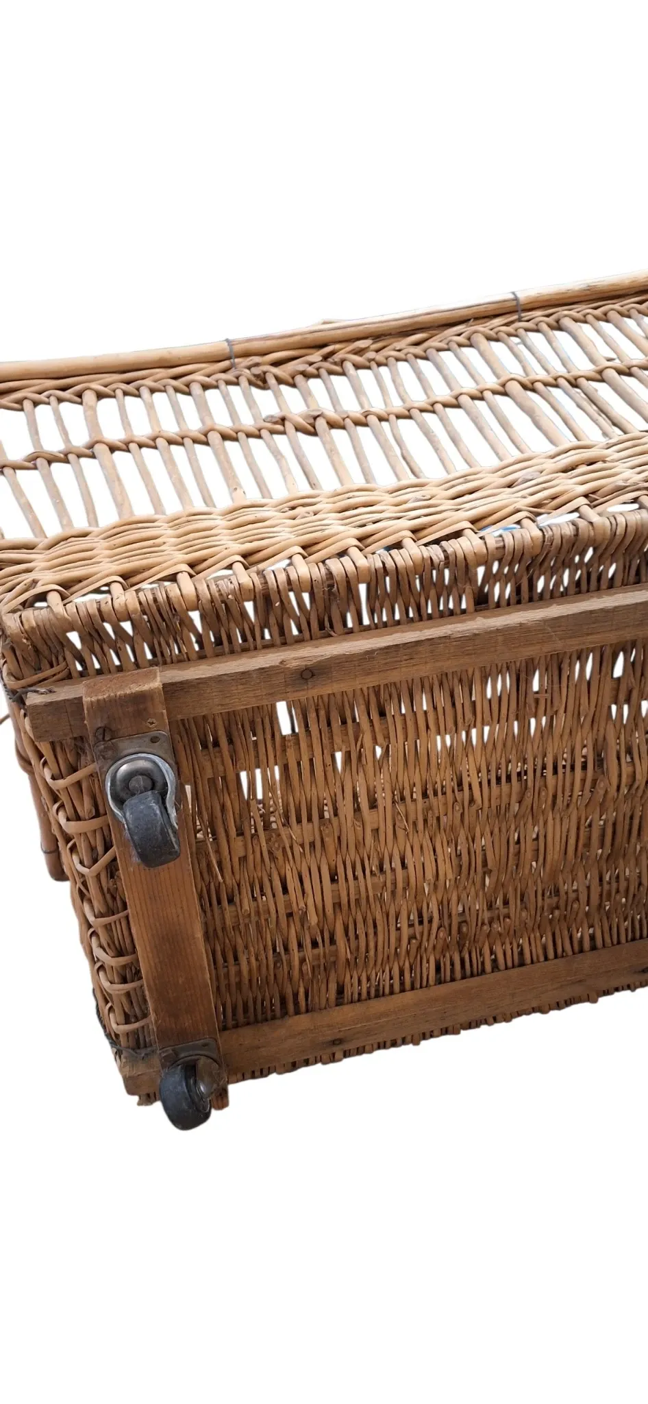 Laundry basket