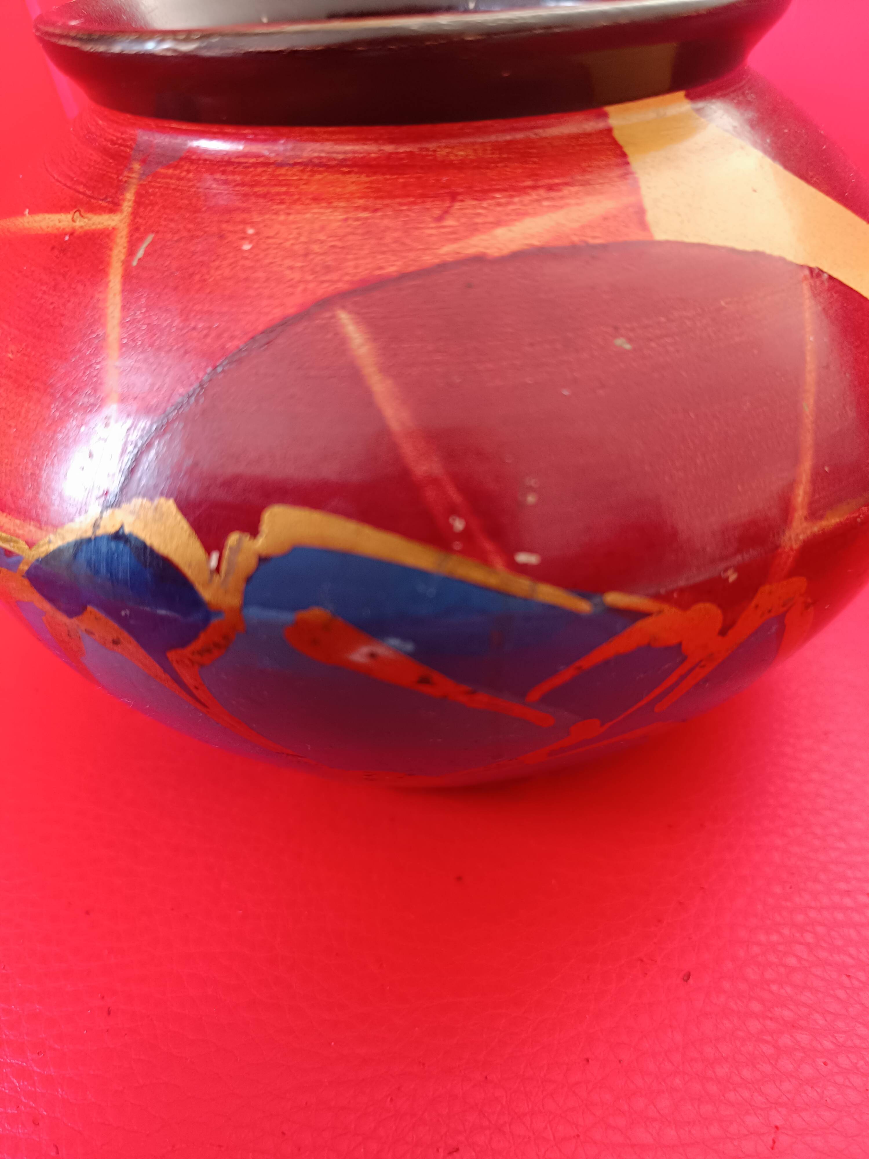 Vallauris ball vase. Signed LG