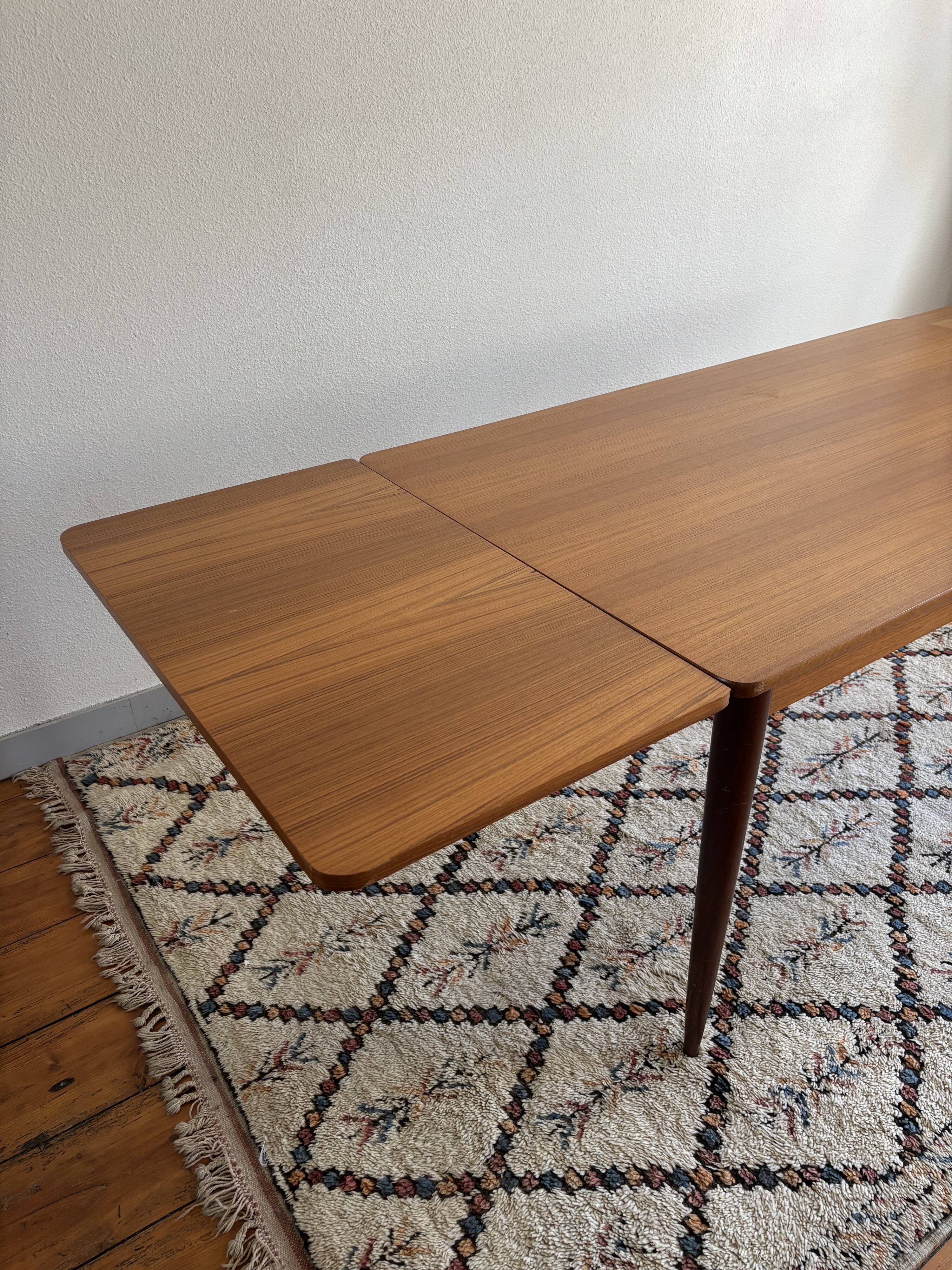 Rectangular teak Scandinavian dining table, extendable, vintage 1960s.