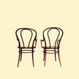 Deux fauteuils J&J Kohn 1900 en bois courbé