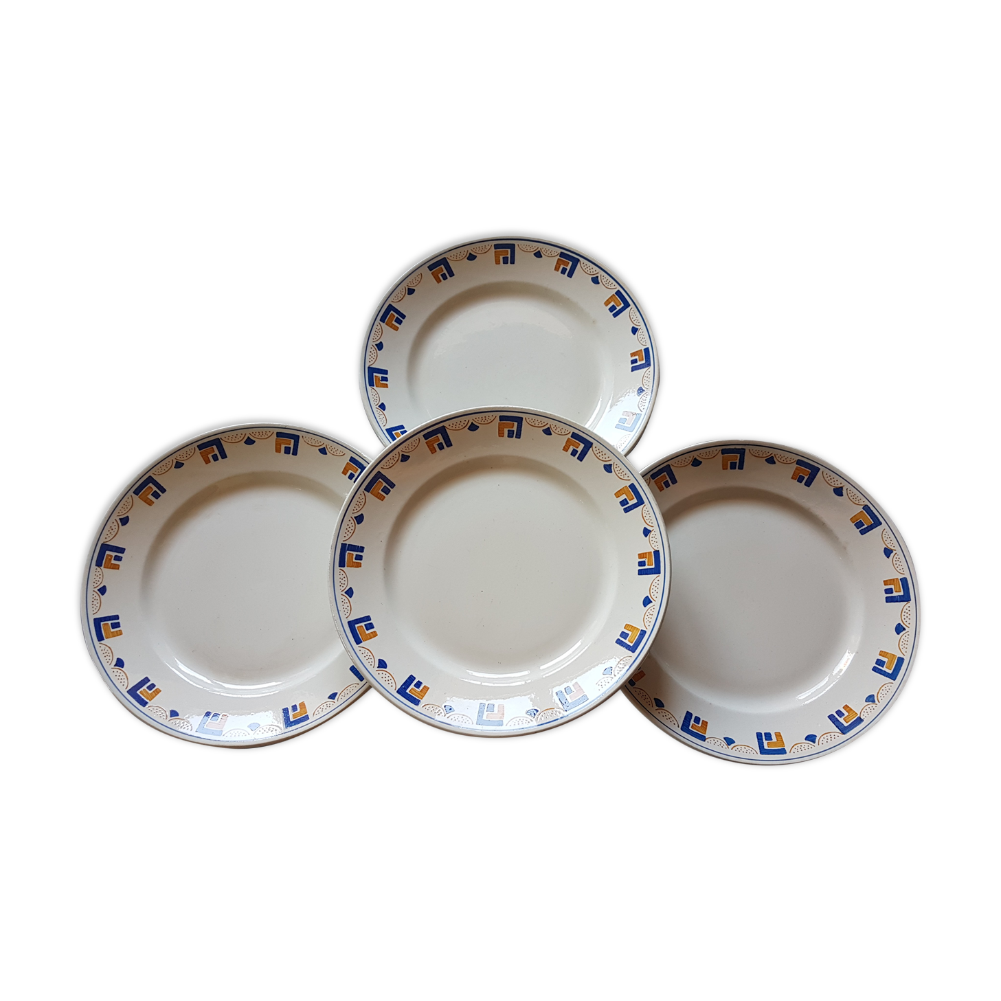 Suite of 4 plates made of Lunéville earthenware