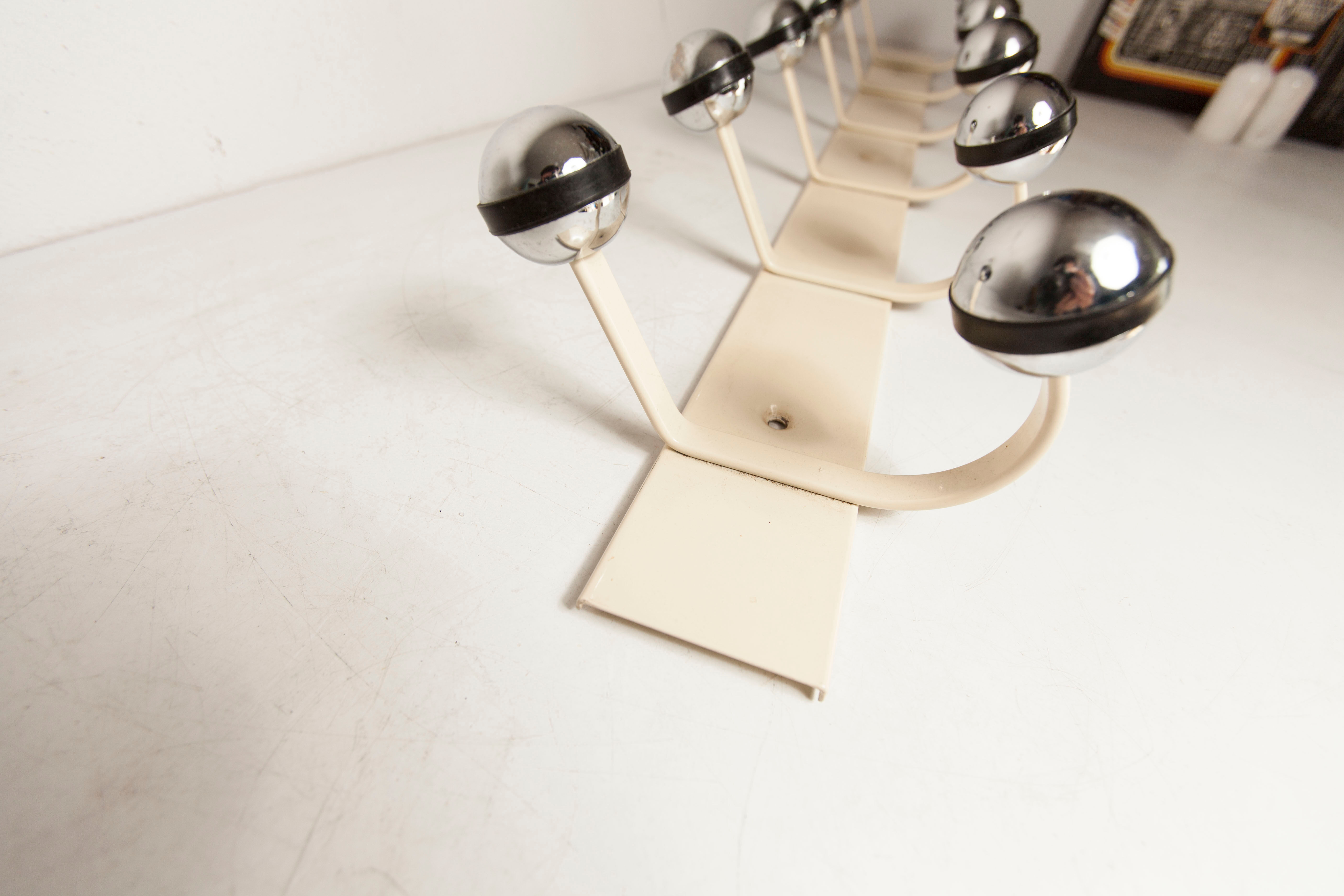 Wall coat rack 12 hooks balls 1970 beige and chrome
