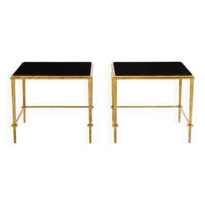 Paire de tables d’appoint fer doré laque noire Maison Ramsay 1950