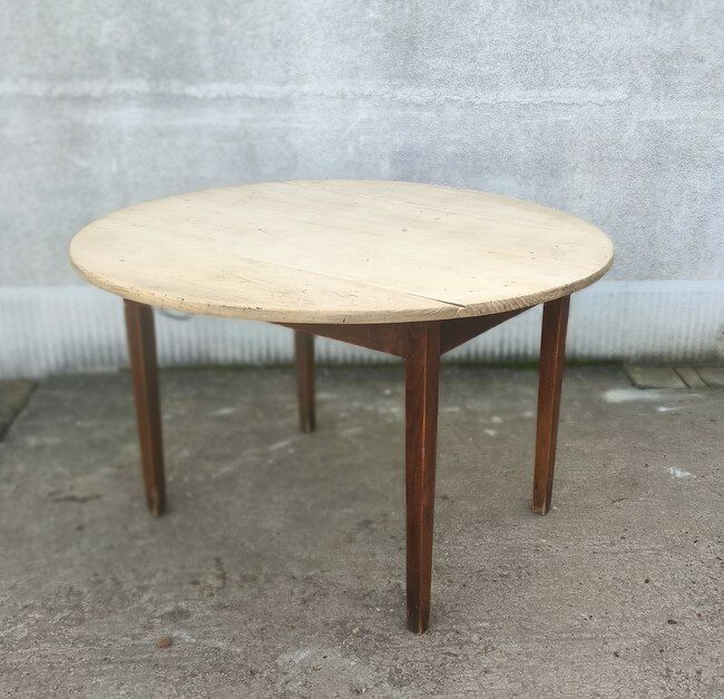 Table ronde rabattable