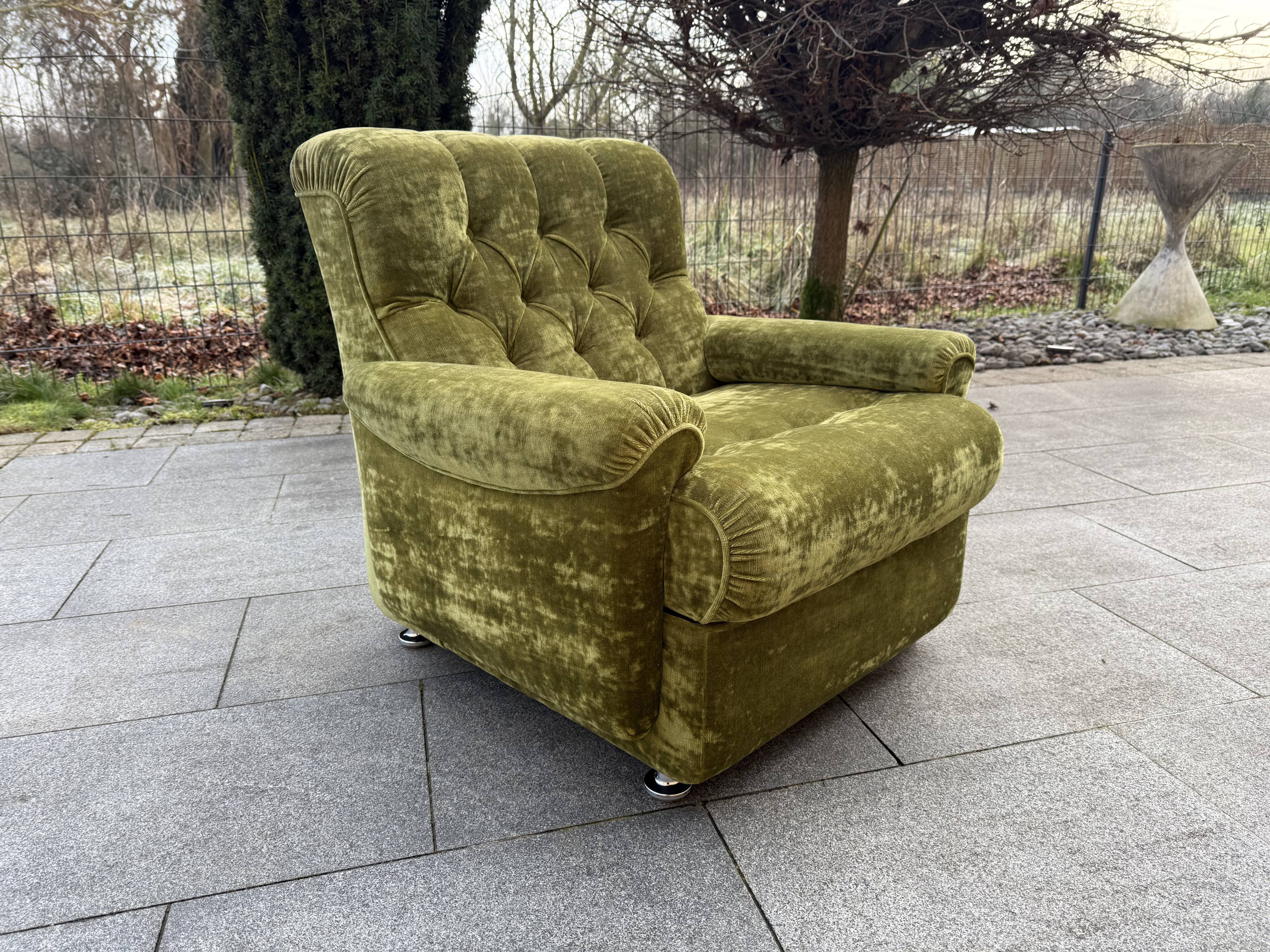 Fauteuil Velours vert année 70