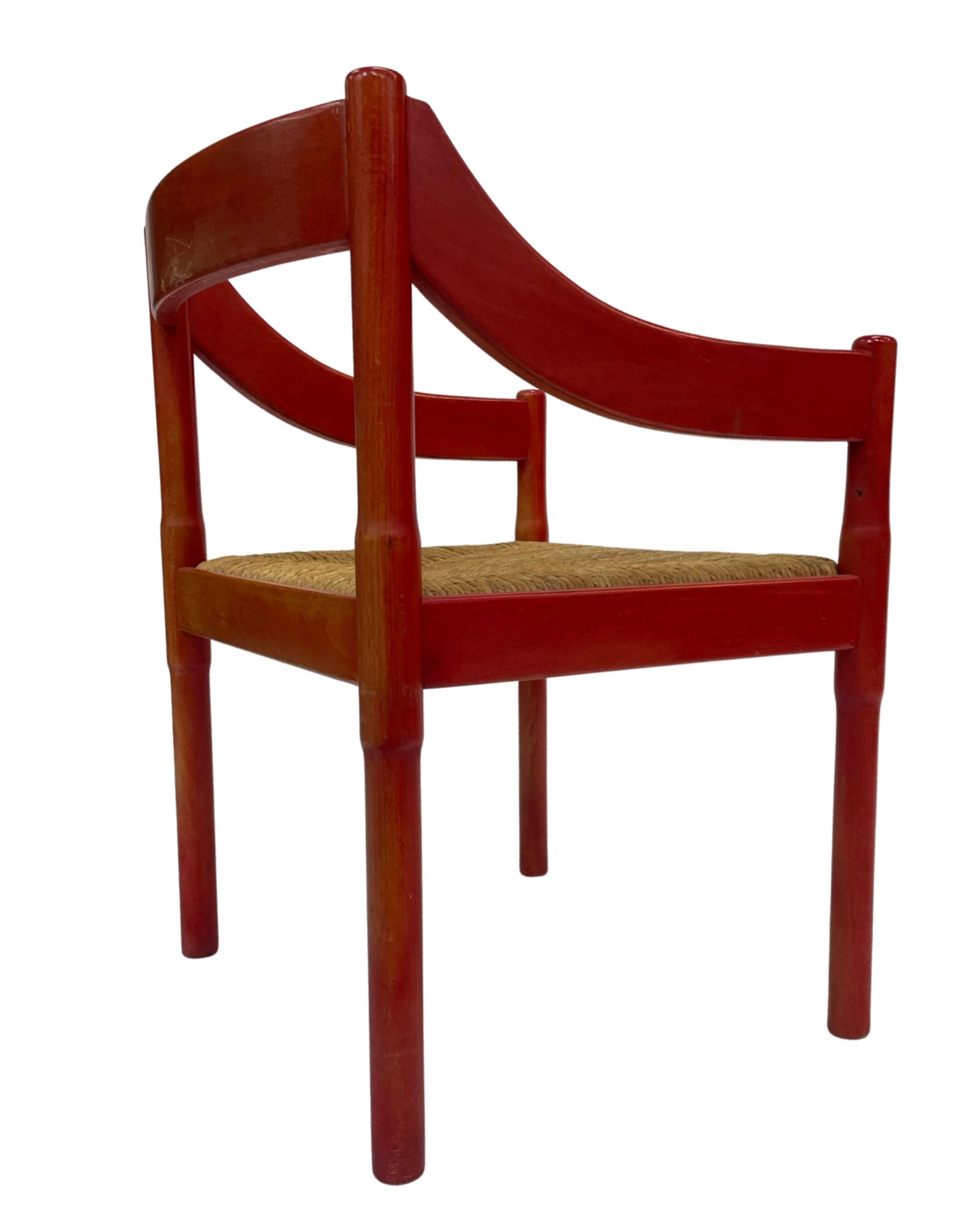 Fauteuil Carimate modèle 892 Vico Magistretti pour Cassina en rouge