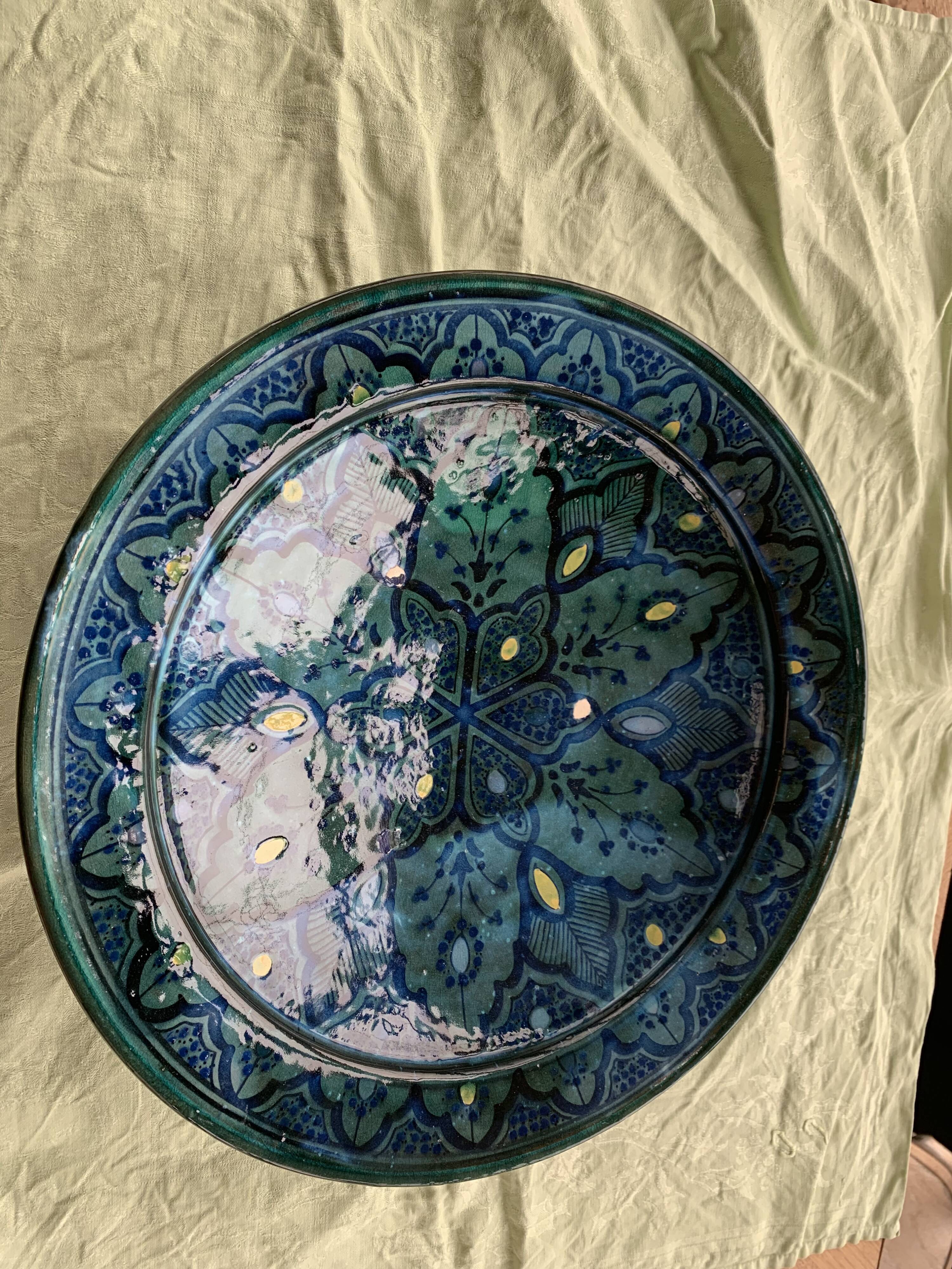 Oriental decorative dish signed safi. vintage