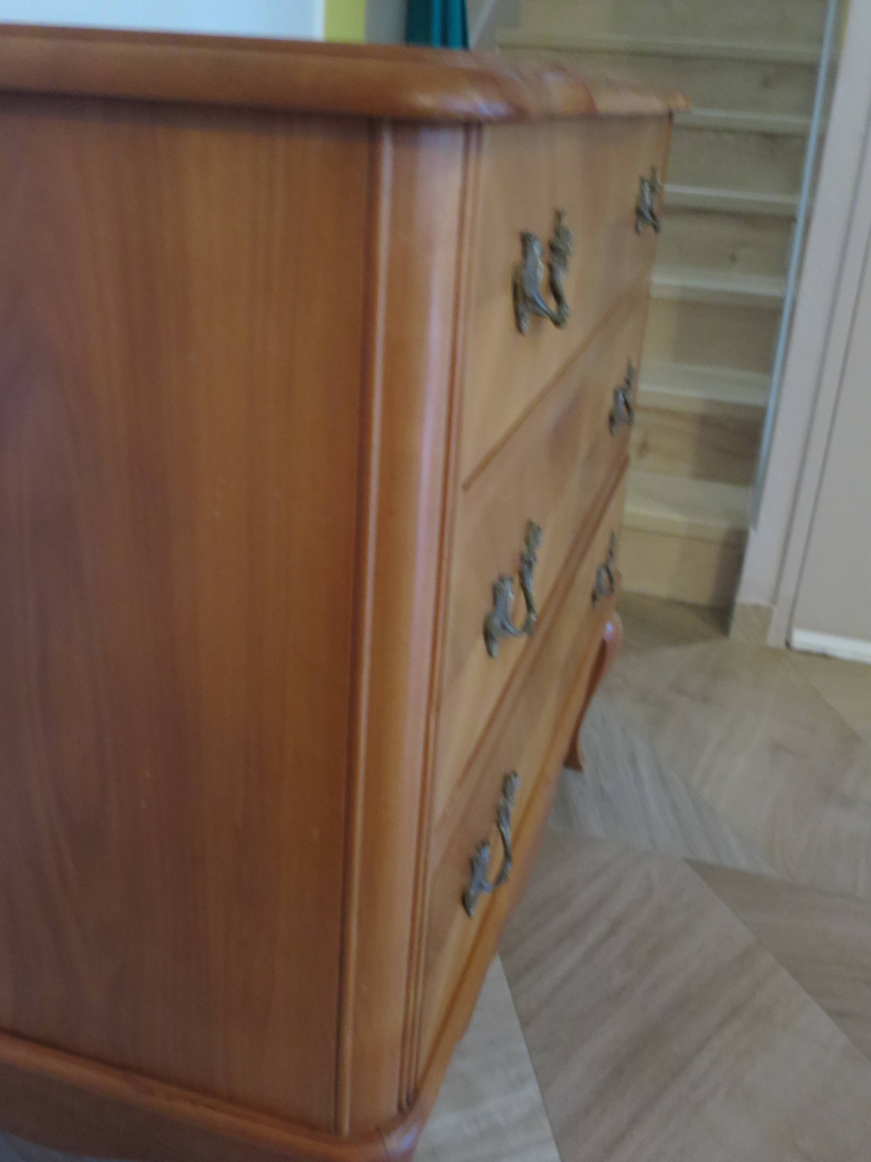 Louis XV style 3-drawer chest of drawers in solid wood