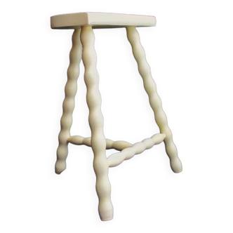Tabouret tripode