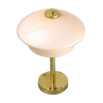 Lampe de table en laiton et verre du milieu du siècle