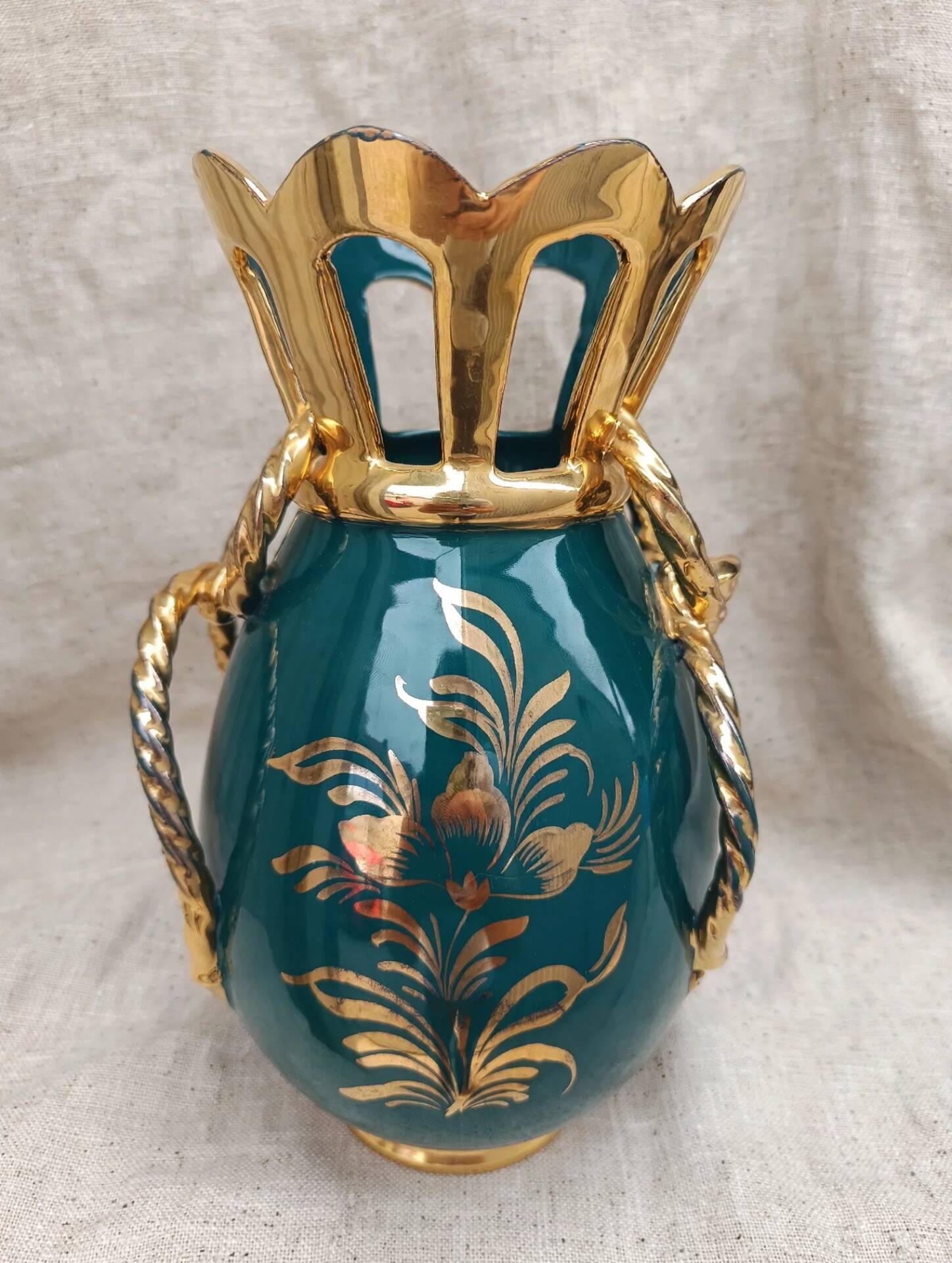 Italian lilac crown vase 26cm - emerald green & gold - vintage 60s year