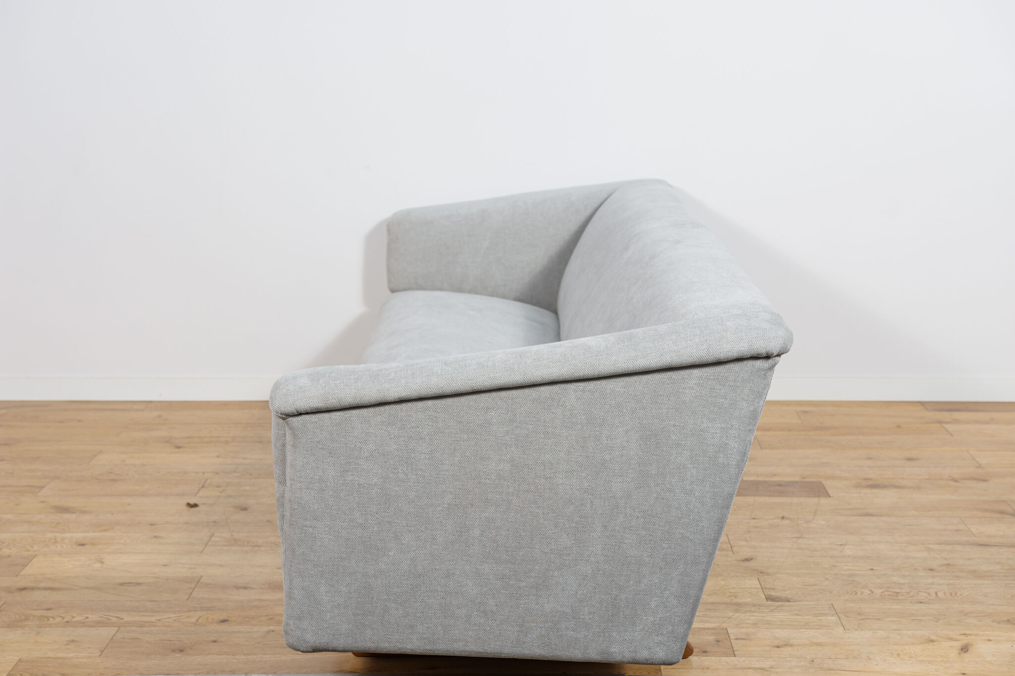 Canapé trois places modèle 4853 de style mid-century moderne par Børge Mogensen pour Tage Kristensen, années 1950.