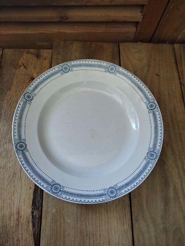 Round dish Porcelain Sarreguemines Carina