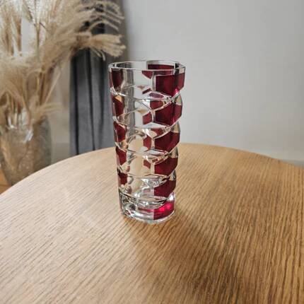 Vintage Windsor ruby vase in crystal - JG Durand for Luminarc