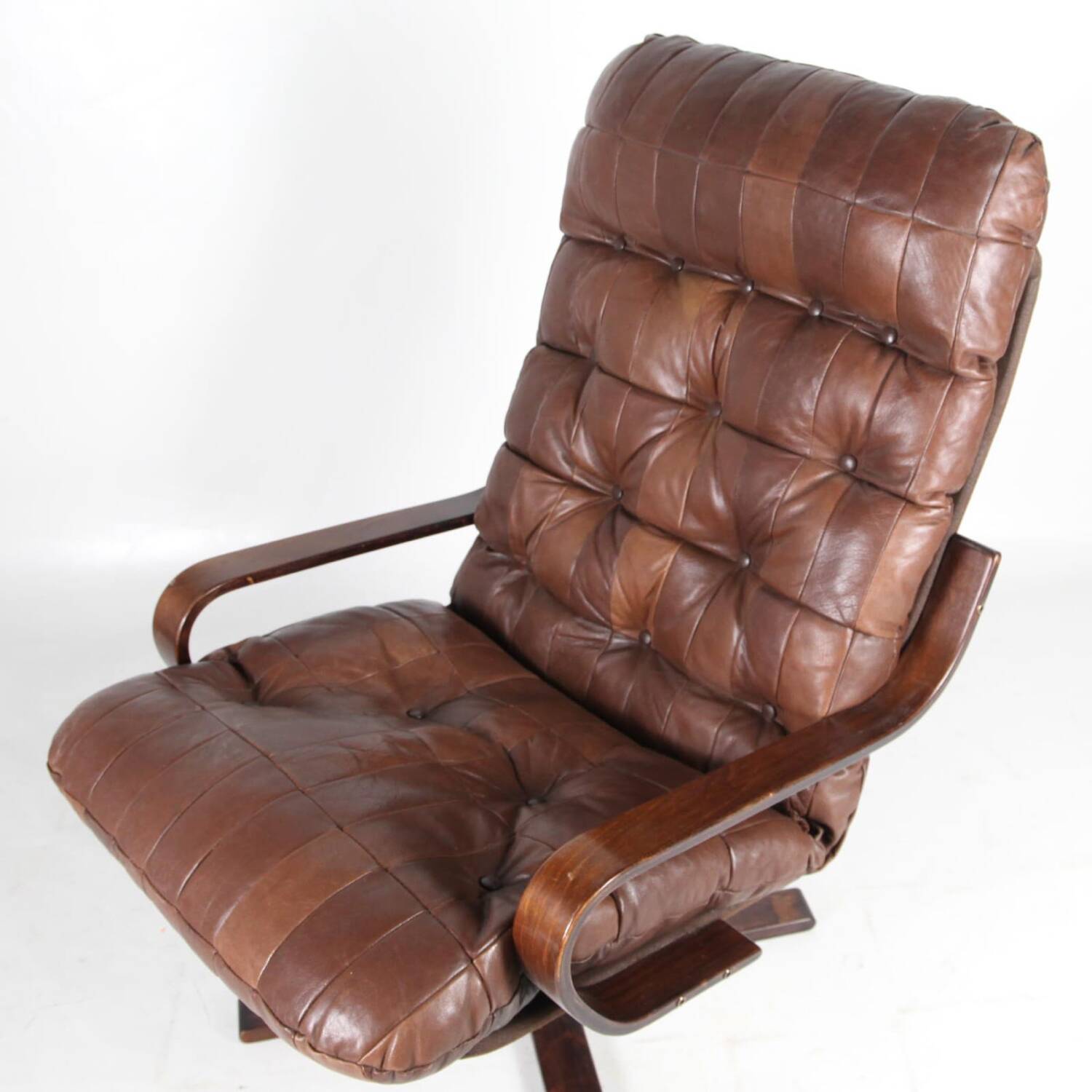Fauteuil vintage en bois et cuir