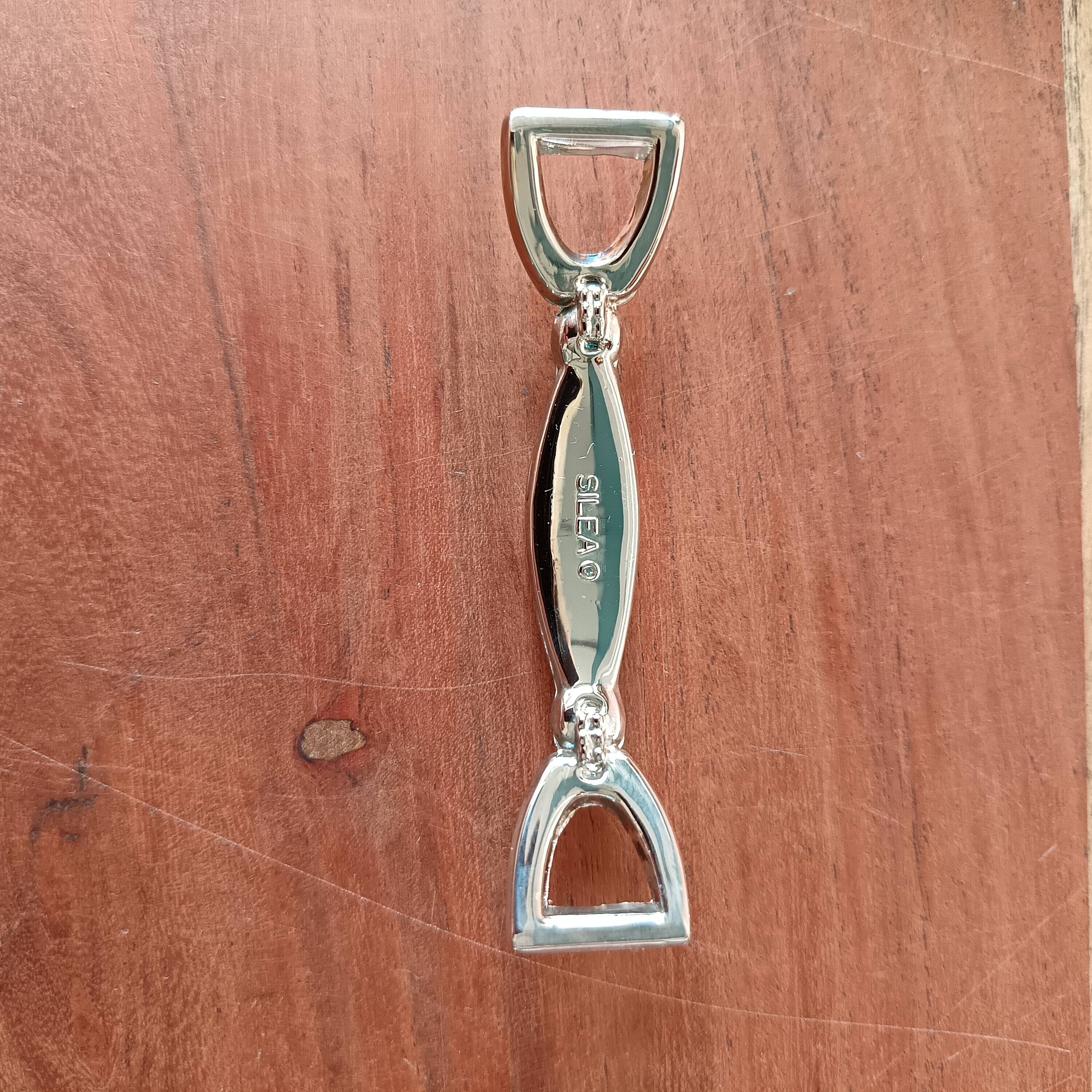 6 Silea riding stirrup knife rests