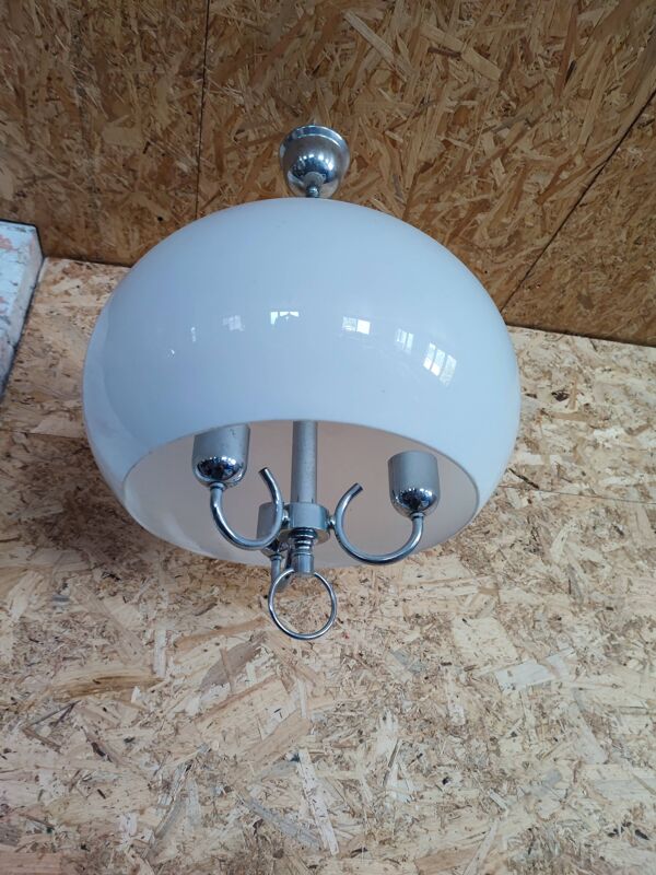 Lustre design typique année 70 . space age