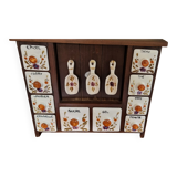 Spice shelf