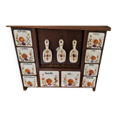 Spice shelf