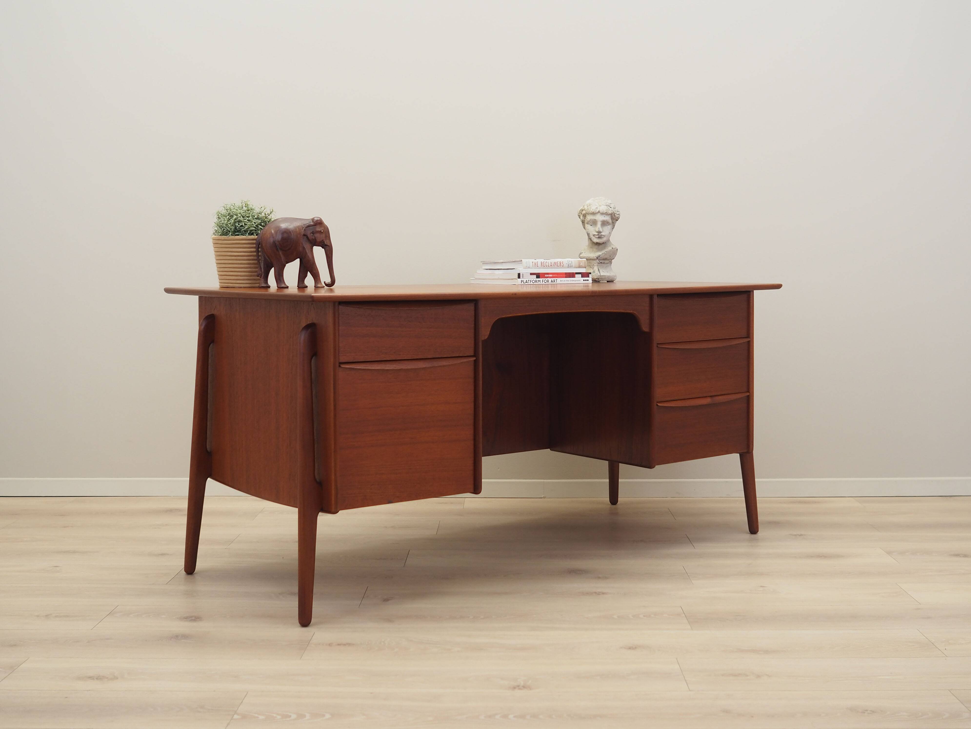 Teak desk, Danish design, 1960s, designer: Svend Age Madsen