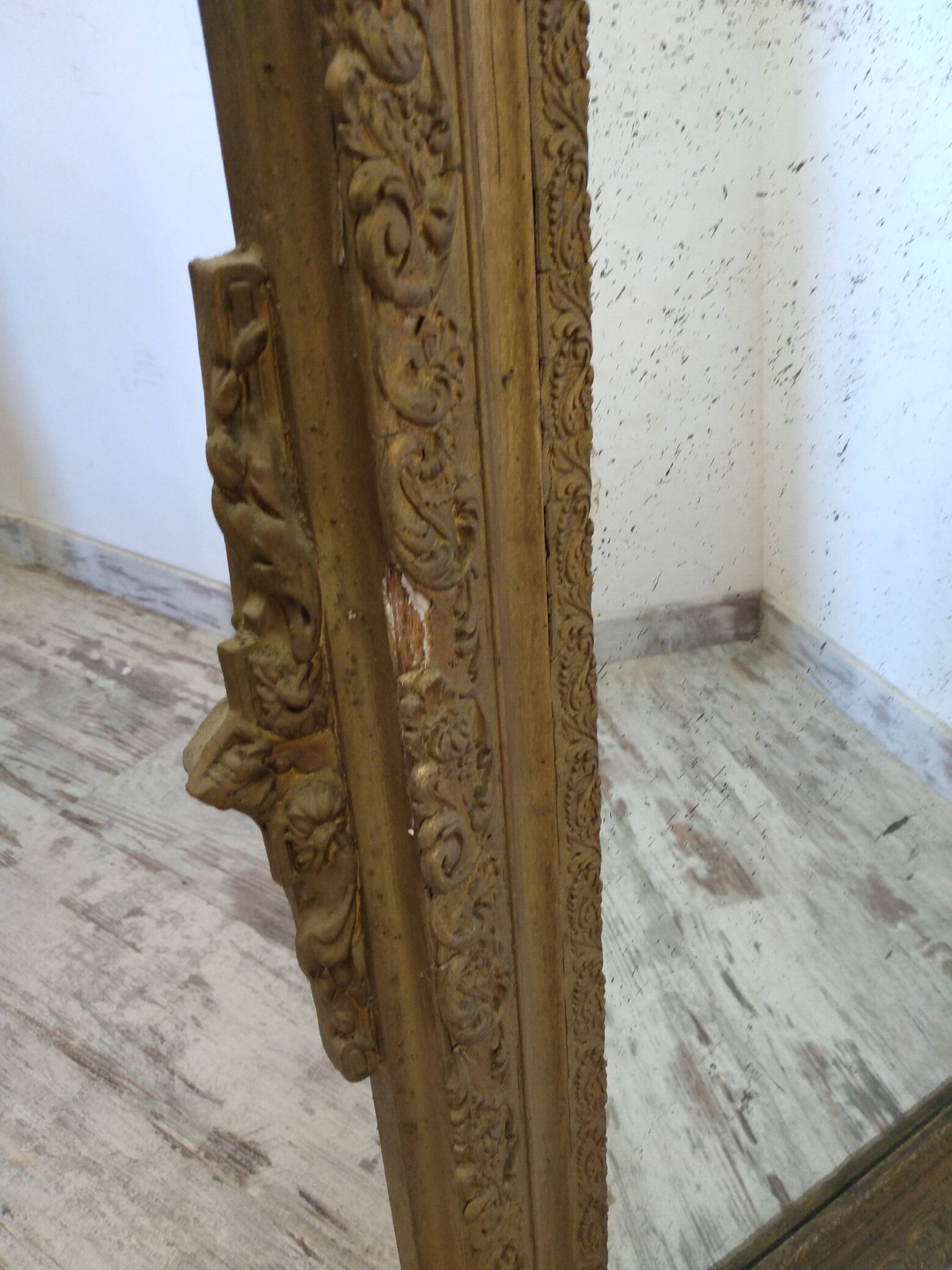 Napoleon III mirror with pediment - 125x75cm