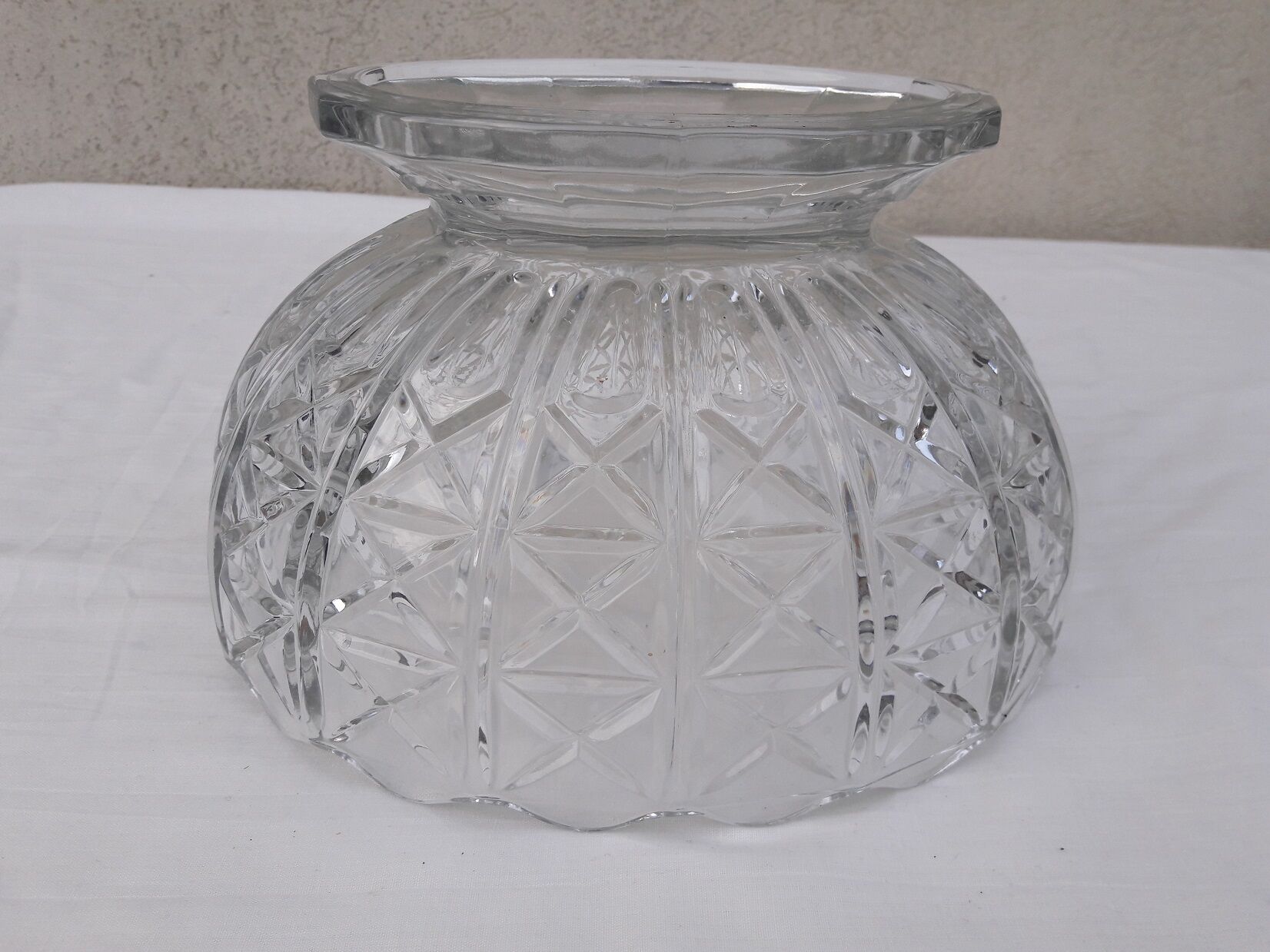 Crystal bowl