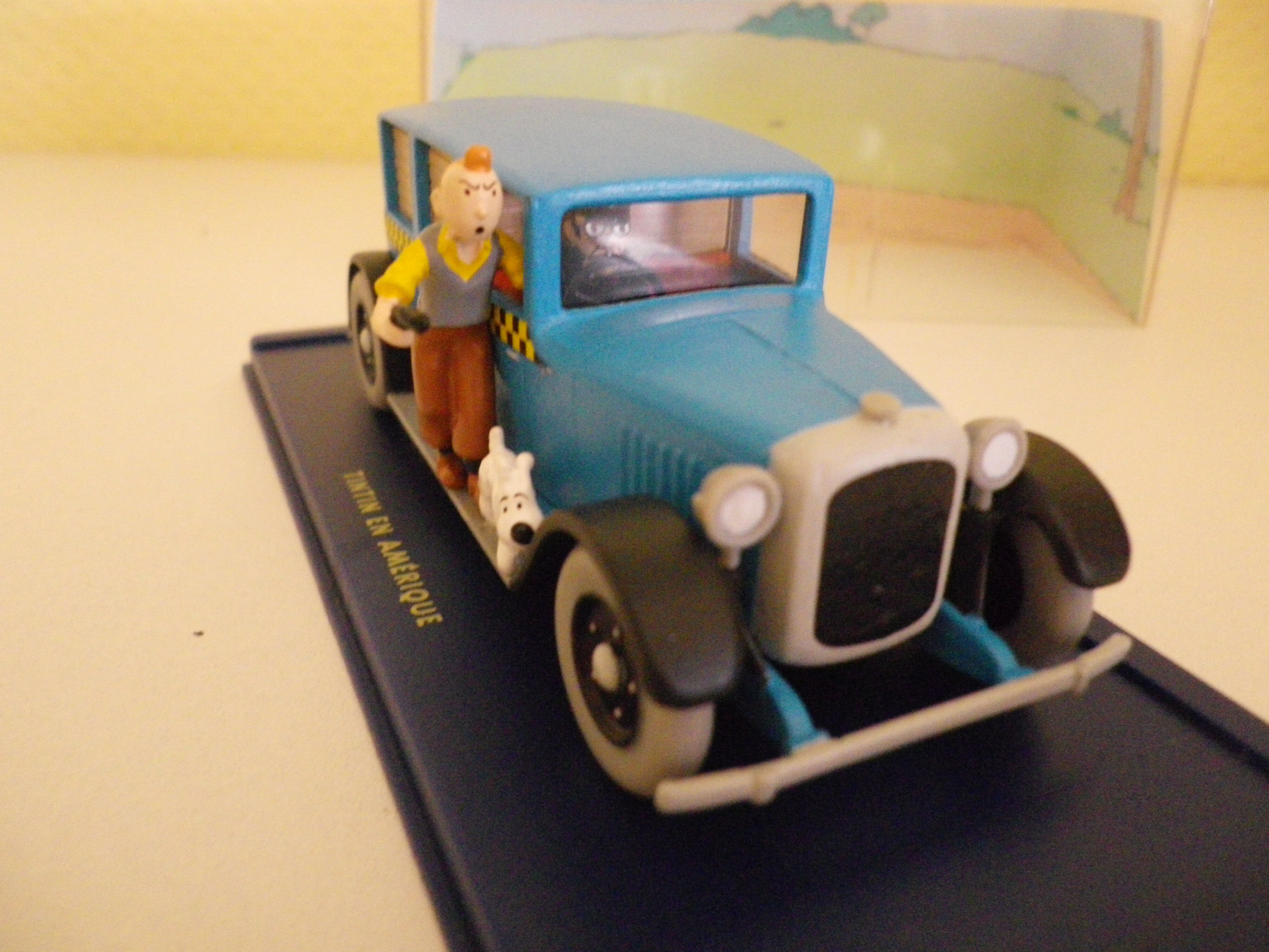 Lot of 5 Tintin collection cars, 1/43rd, original cases