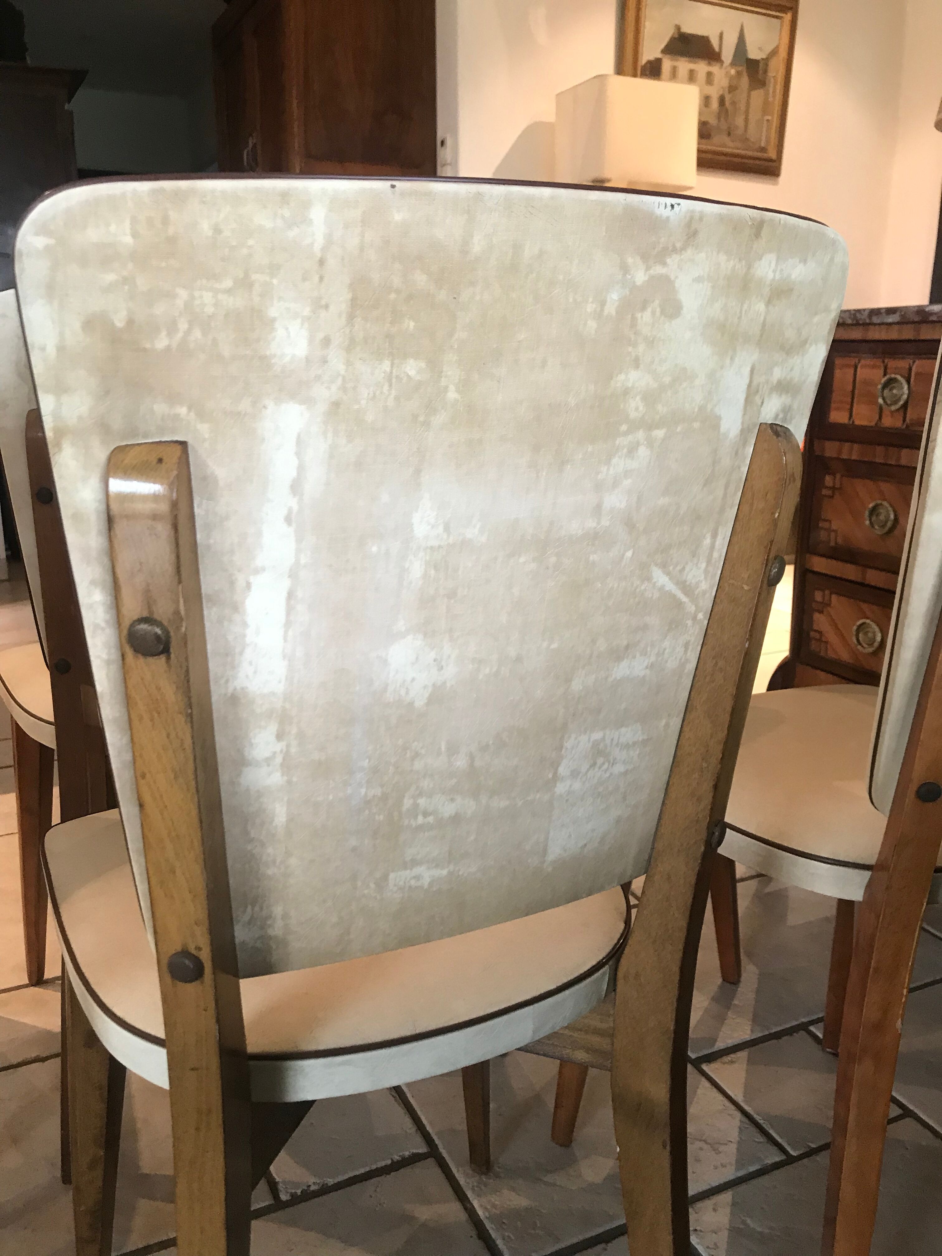 Suite de 6 chaises vintages Skaï beige 1970