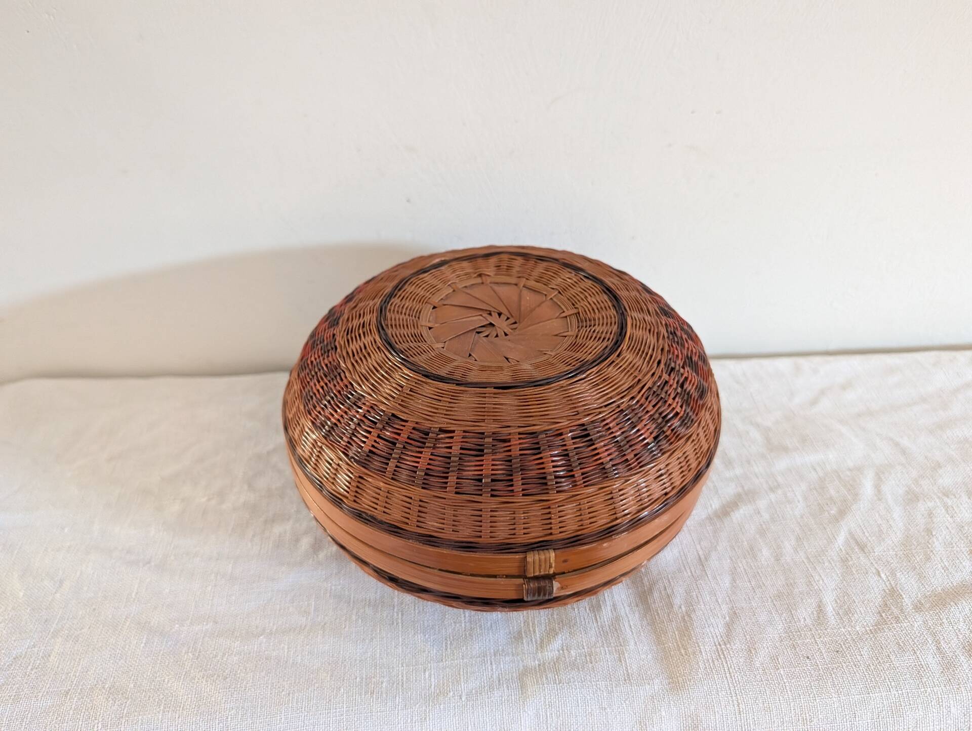 Set of three nesting bamboo boxes – China – 1980s