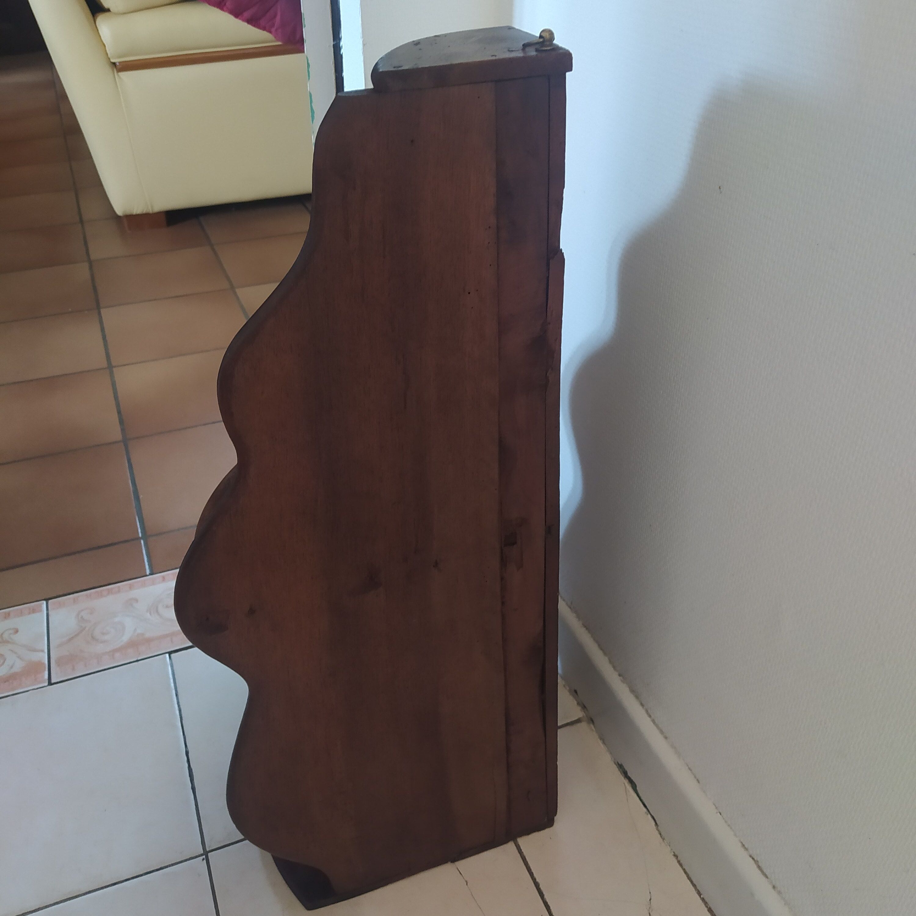 Mahogany corner shelf circa 1900