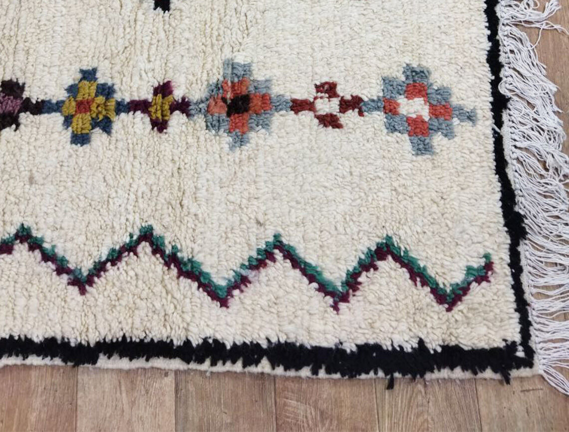Moroccan berber rug 260x164cm