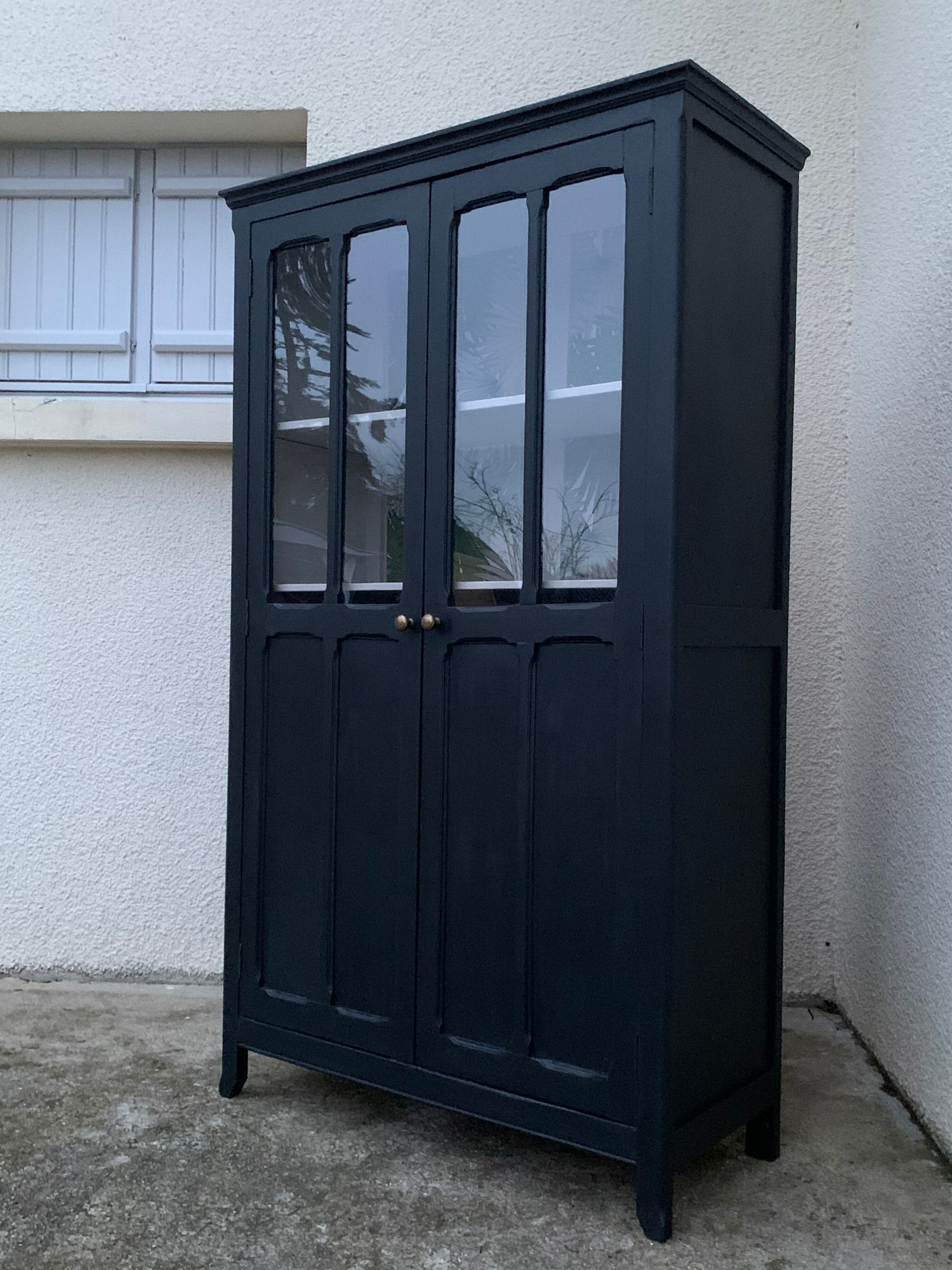 Parisian glazed wardrobe 1940