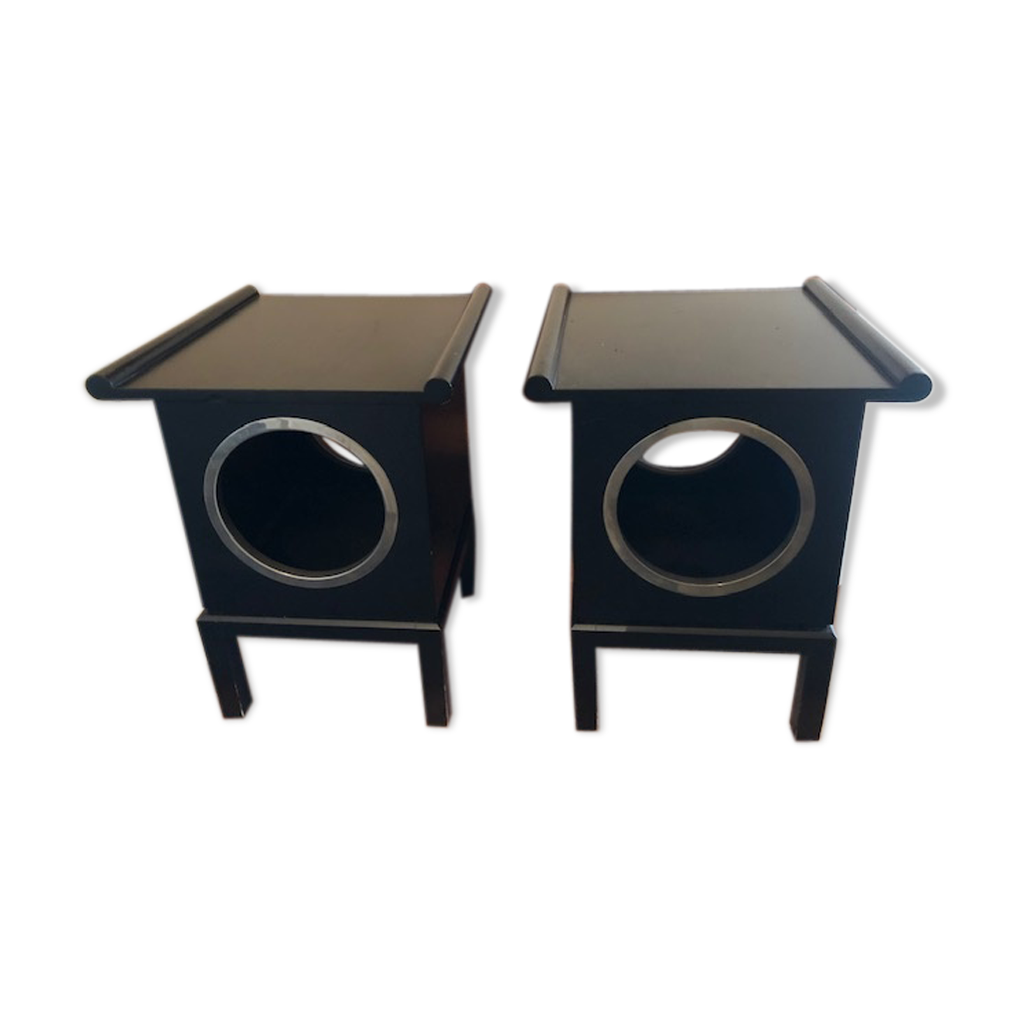 Black bedsides