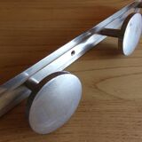 Wall-mounted coat rack 4 aluminum patères