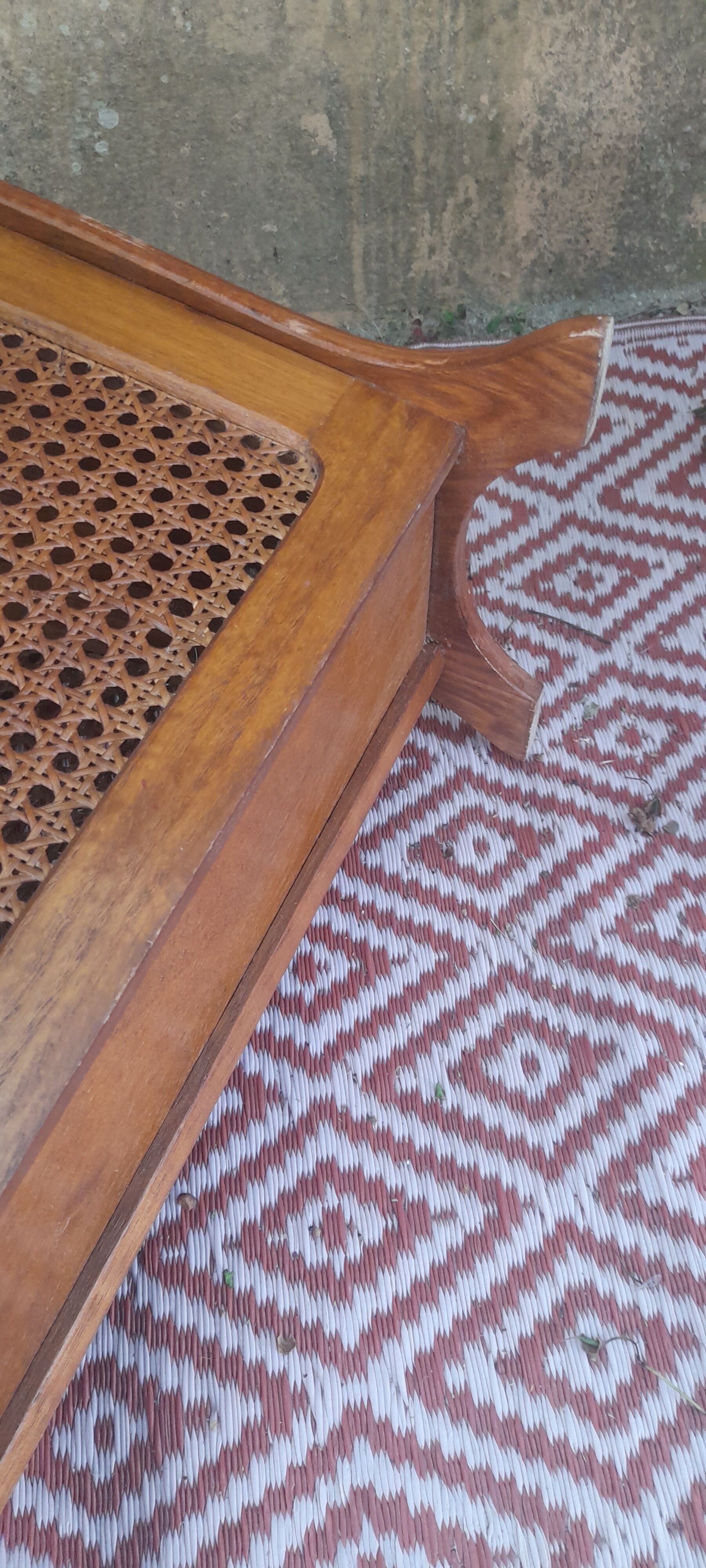 Door reviews old wood and cannage, 70s