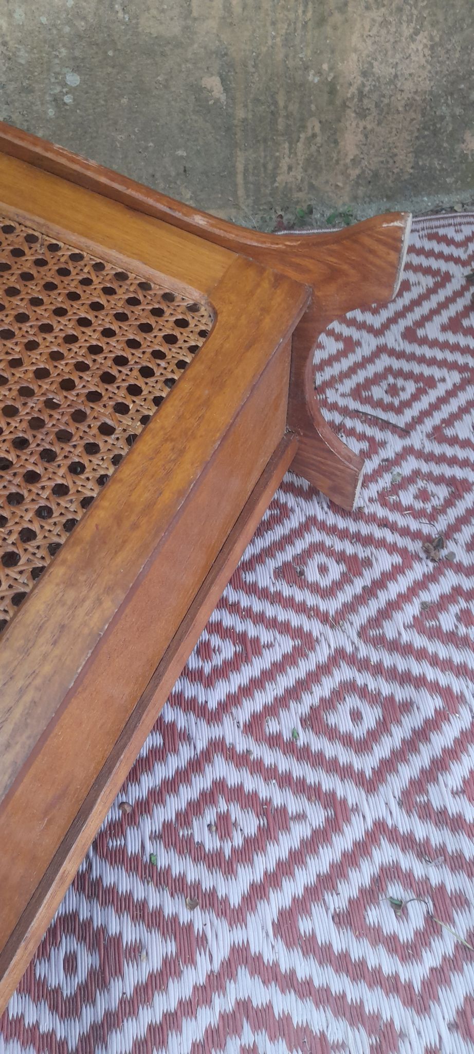 Door reviews old wood and cannage, 70s