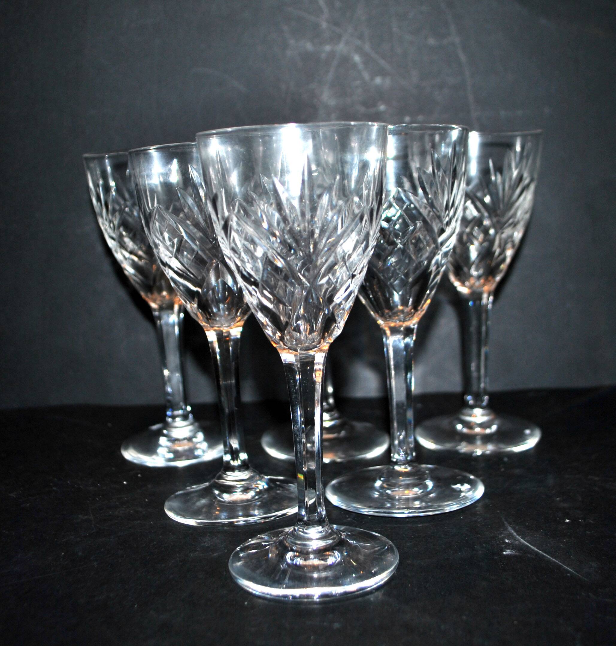 Set of 6 chantilly white wine glasses, cut crystal from saint-louis, h14cm