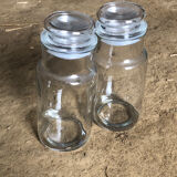 Lot de trois pots en verre